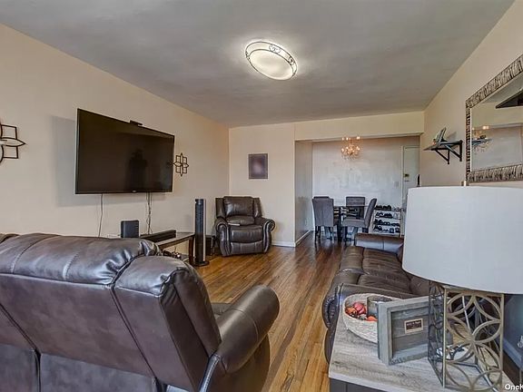 4th image of 15125 88th St APT 6H