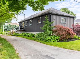 223 Lake St E #1, Grimsby, ON L3M 2B1
