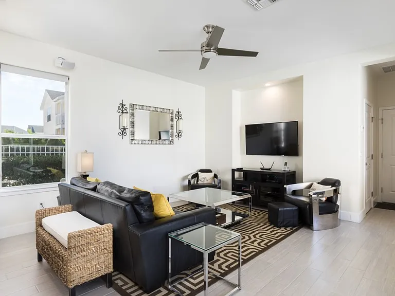 7424 Sparkling Ct — Photo 7