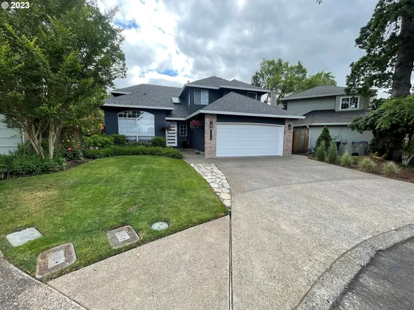 15298 SW Kenton Dr, Tigard, OR 97224