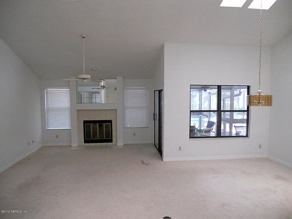 3rd image of 4004 Long Pond Pl