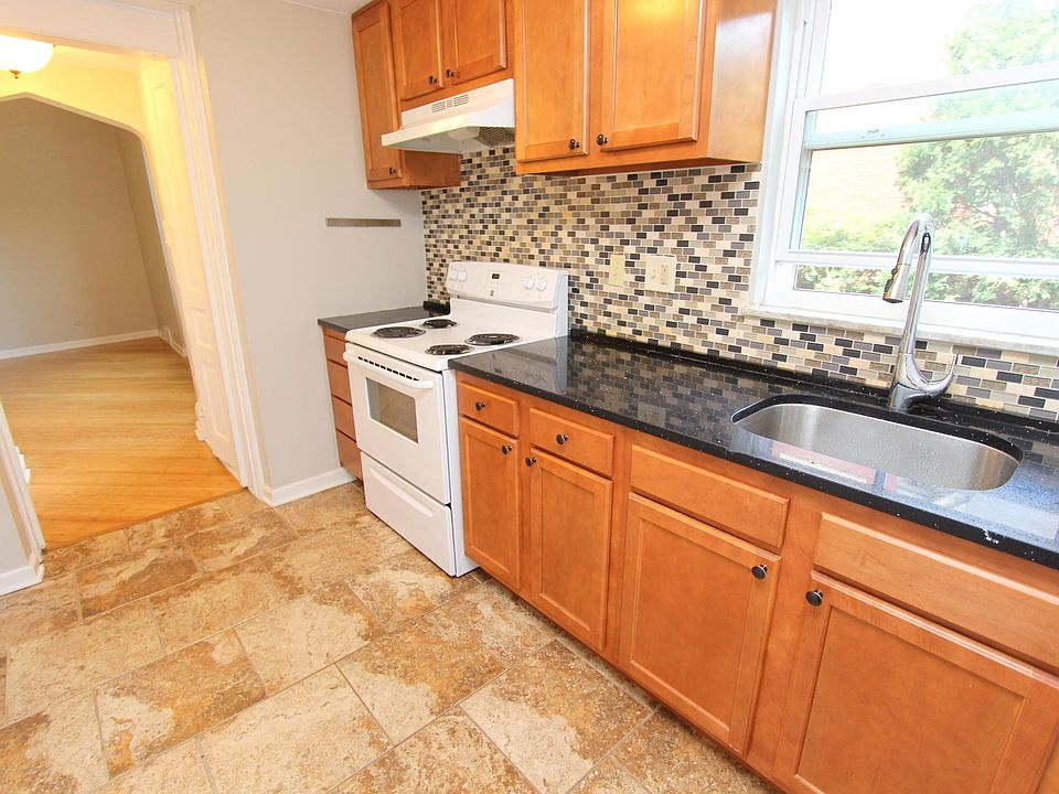 1st image of 733 Maryland Ave APT 1