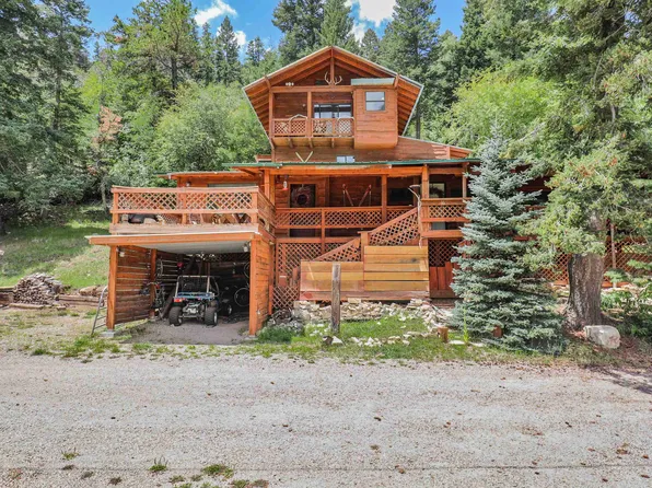 16 Peacock Ln, Cloudcroft, NM 88317