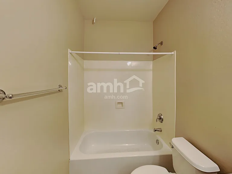 20025 N 20th St #103 — Photo 16