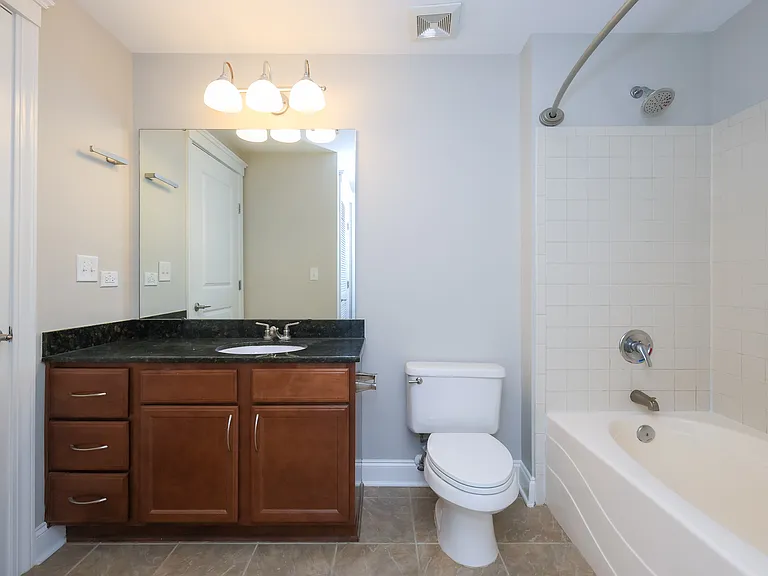 222 Glenwood Ave #410 — Photo 16