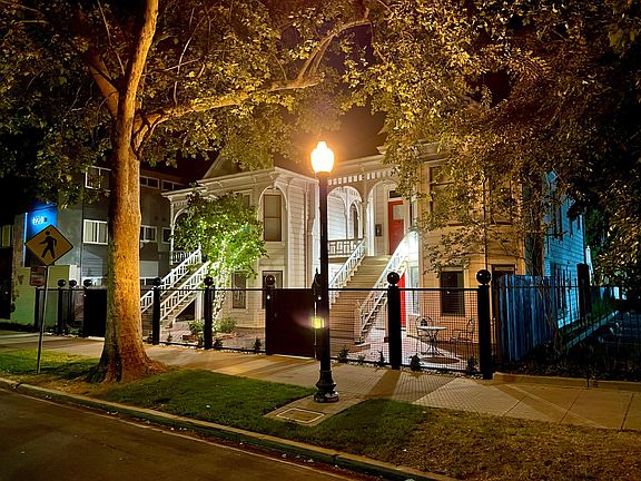 3rd image of 1212 E St #1/2