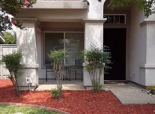 9644 Flame Tokay Way, Elk Grove, CA 95624