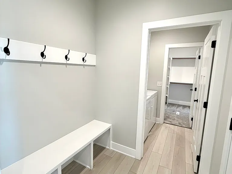 10527 Wayborough Ln — Photo 10