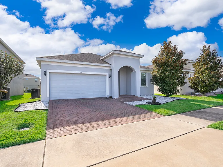252 Trinity Ridge Cir — Photo 2