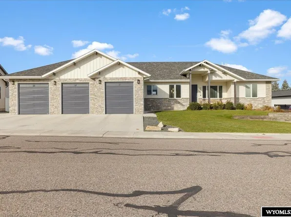 4446 E 25th, Casper, WY 82601