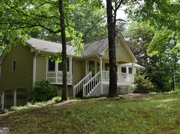 24 Indian Springs Dr NE, Rydal, GA 30171