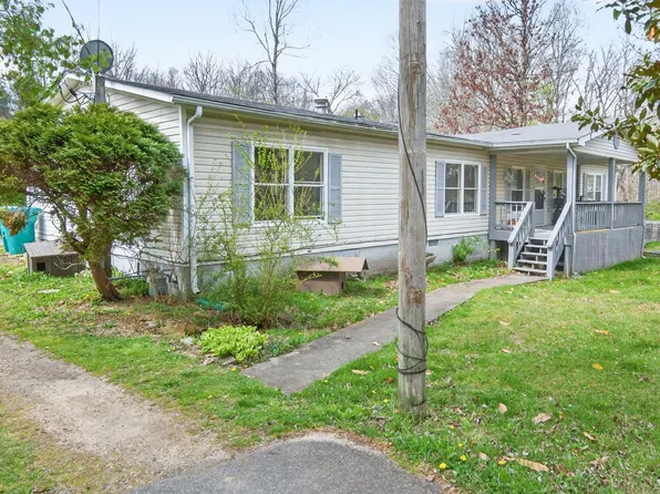 35 Halstead Dr, Crossville, TN 38555