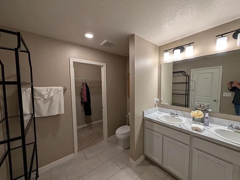 1825 Wilson Prairie Cir — Photo 13