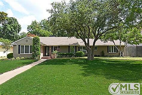 1st image of 5818 Meadow Crest Dr