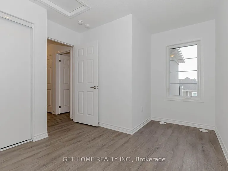1909 Thames Cir — Photo 31