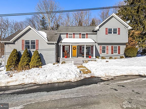 4th image of 426 Bentley Rd