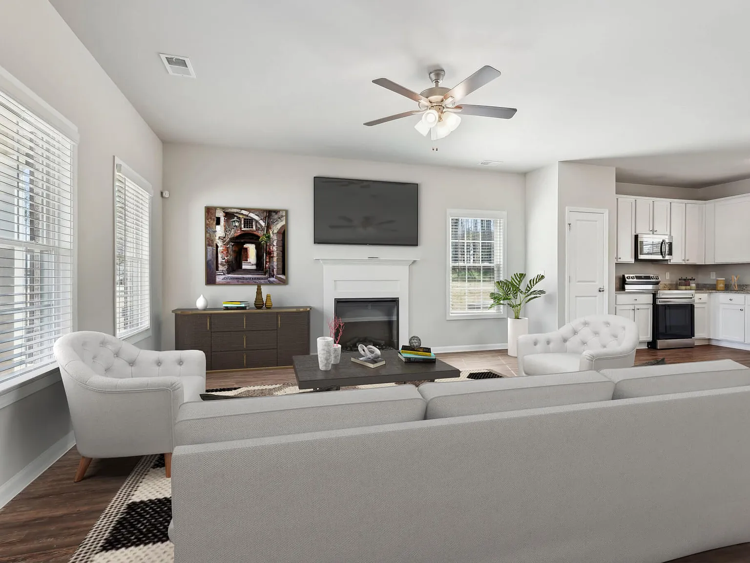 College Manor — Photo 2