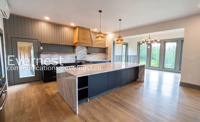 840 Piney Ridge Trl — Photo 3