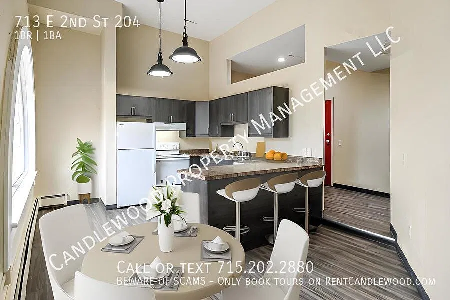 Historic, Unique, Timeless! 1 Bedroom Available November 1st! — Photo 2