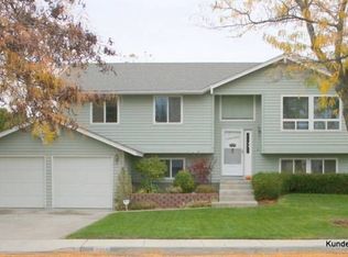 8914 W Falls Ave, Kennewick, WA 99336