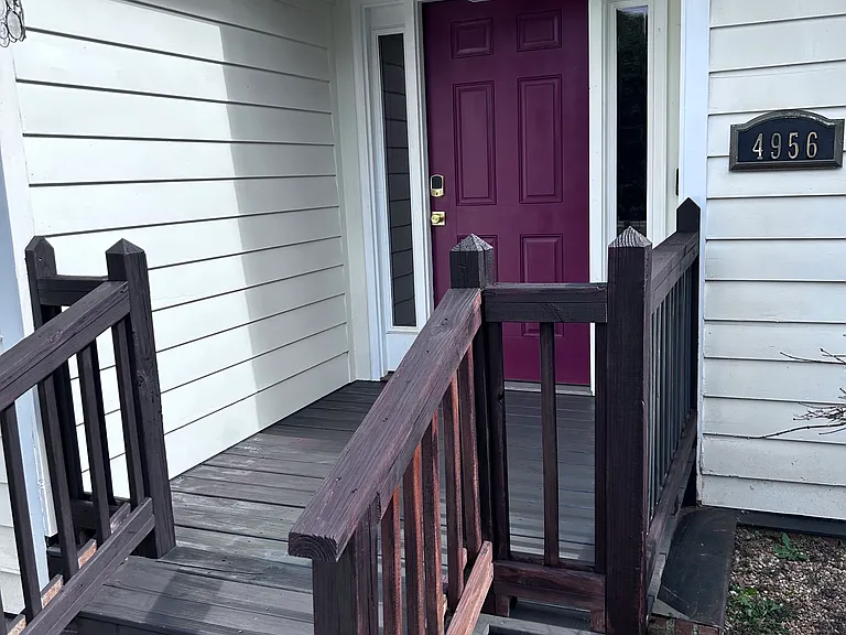 4956 Hull Rd SE — Photo 2