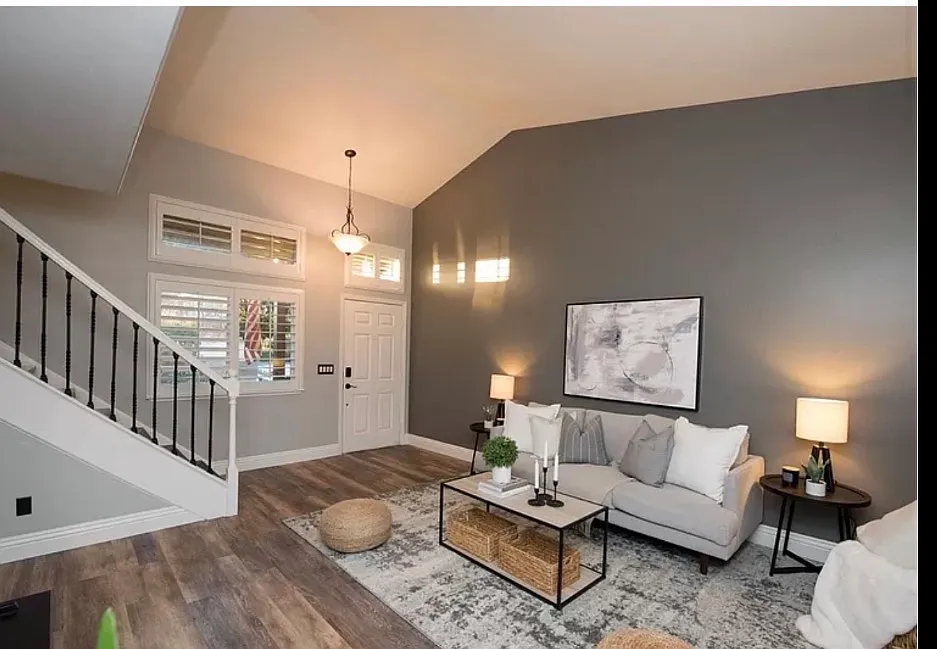 4 bed, 1556 sqft, $4,300 — Photo 2