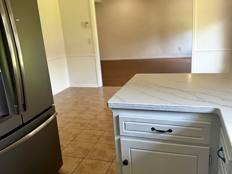 10416 Dover Dr — Photo 13