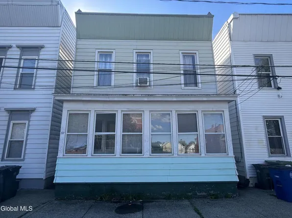 37 Lancaster St, Cohoes, NY 12047