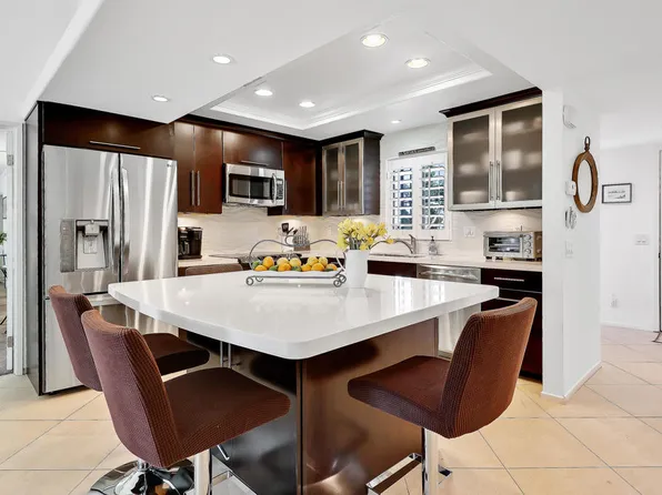 77401 Sawgrass Cir, Palm Desert, CA 92211