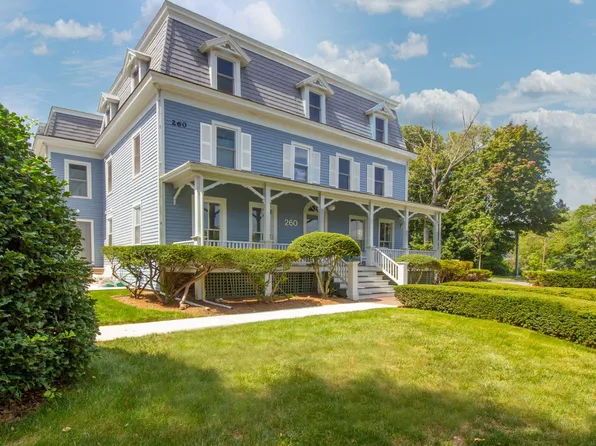 260 Riverside Ave #6, Westport, CT 06880