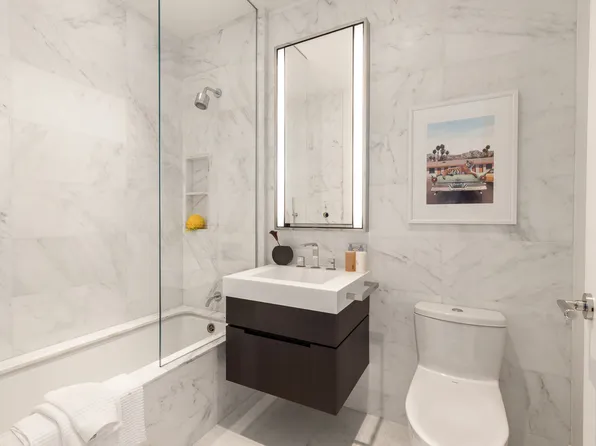 108 Leonard Street image 13 of 28