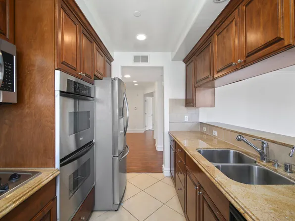 8610 Chalmers Dr APT 201, Los Angeles, CA 90035