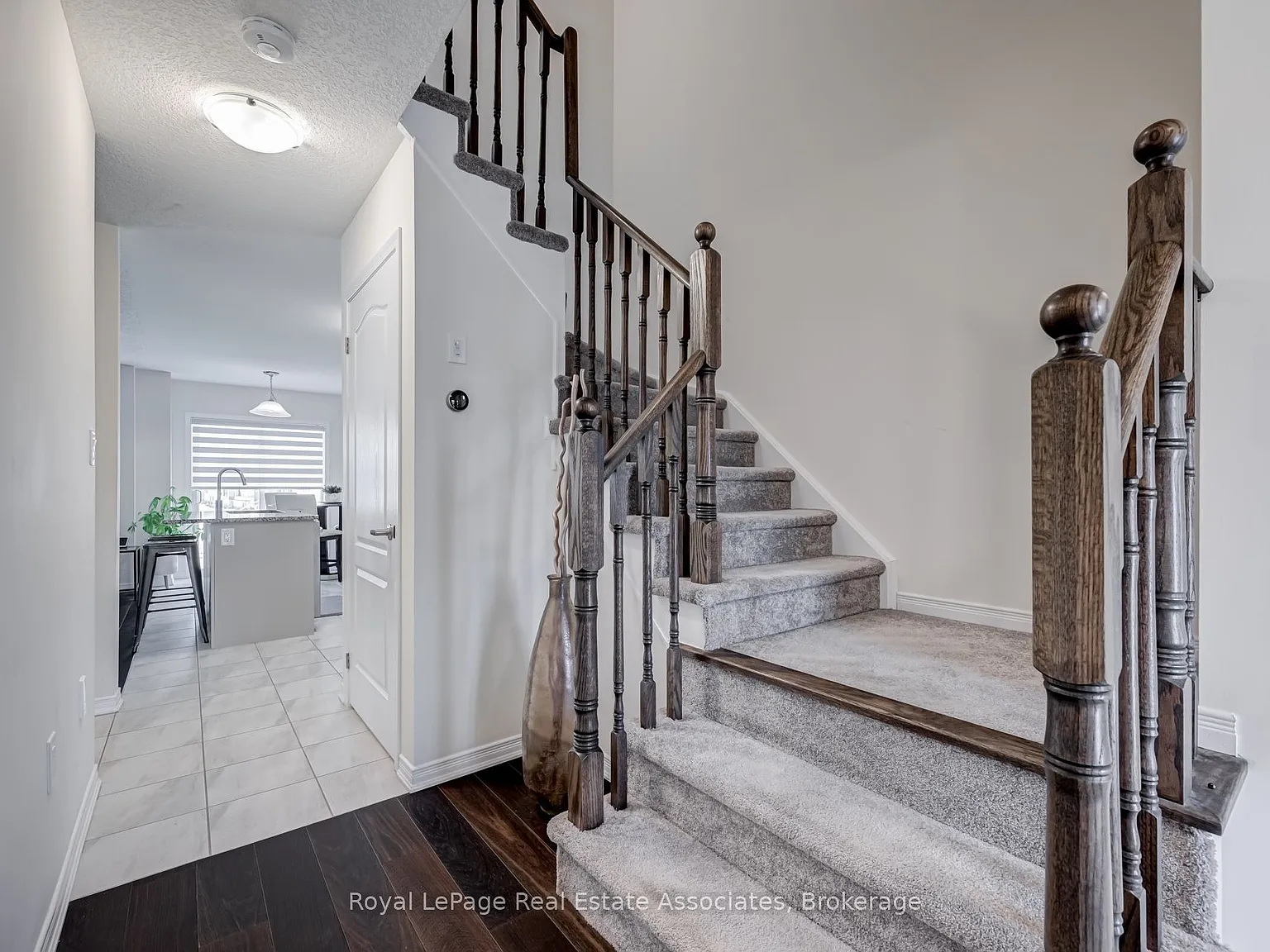 3 bed, $2,600 — Photo 4