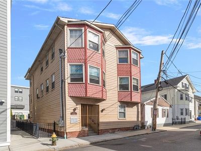 18 Piedmont St, Providence, RI, 02909