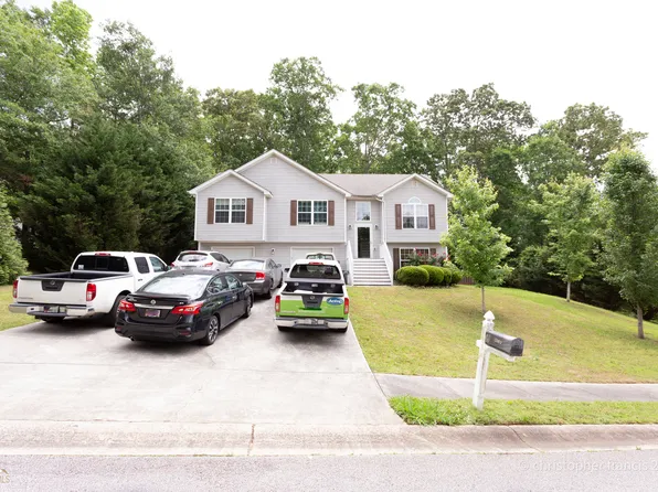 3563 Silver Creek Dr, Gainesville, GA 30507