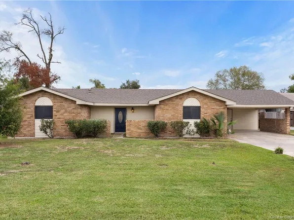 2925 Weil Dr, Sulphur, LA 70663