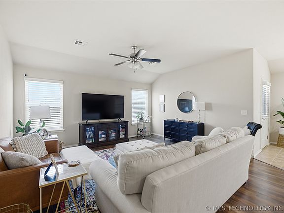 5th image of 5921 E 148th Pl S
