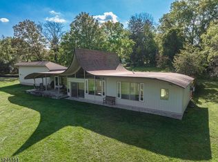 8 Leffler Hill Rd, Flemington, NJ 08822