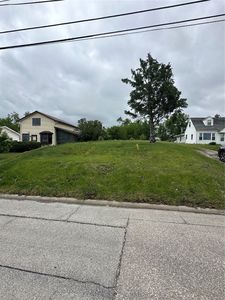 261 28th Ave SW, Cedar Rapids, IA, 52404