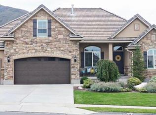 1081 Caprice Ln, Fruit Heights, UT 84037