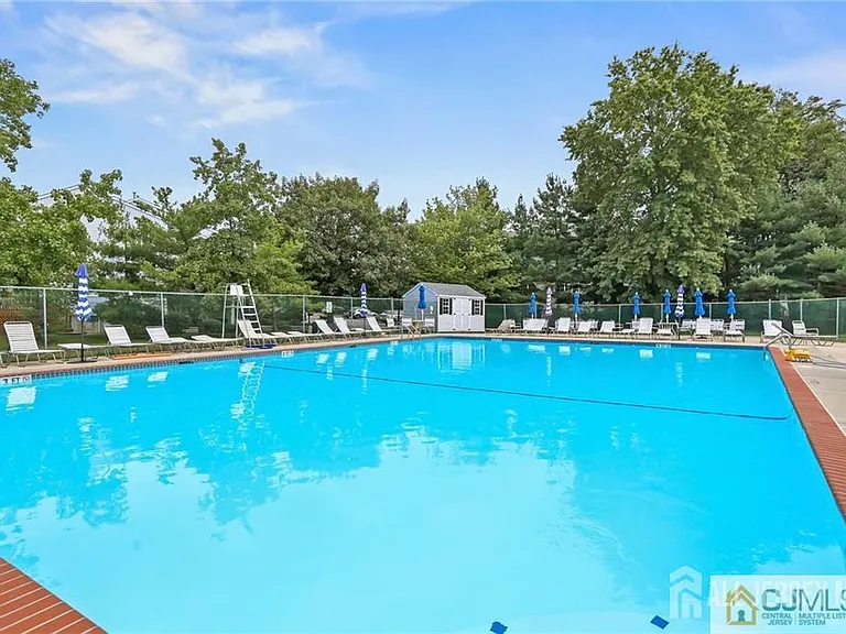 6 Chimney Ct — Photo 9
