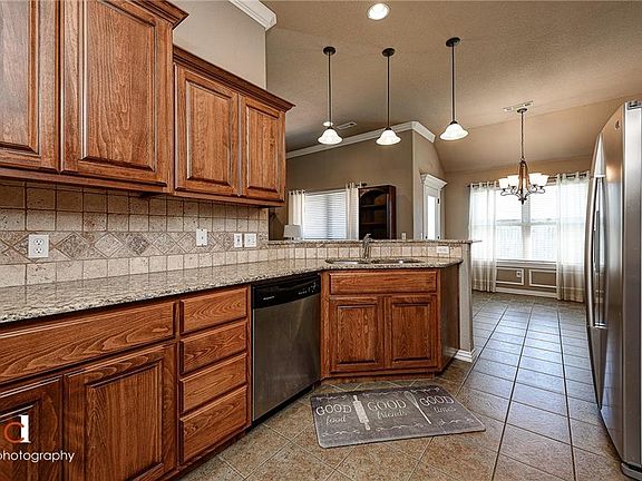 5th image of 3007 N 18th St