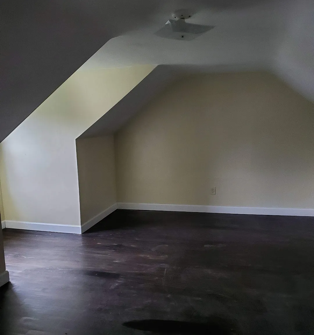 4 bed, 1418 sqft, $1,600 — Photo 2