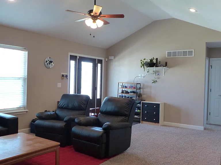 188 Ridgeview Dr — Photo 4
