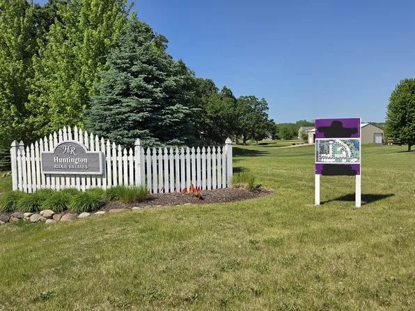 2002 Hillsboro Ln Lot 353, Harvard, IL 60033