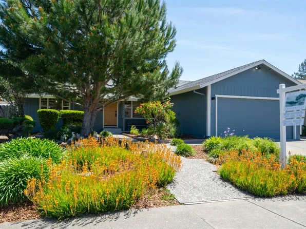 1428 Meadowlark Lane, Petaluma, CA 94954