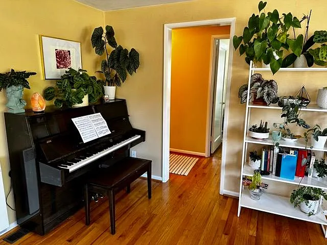 4226 27th Ave W — Photo 3