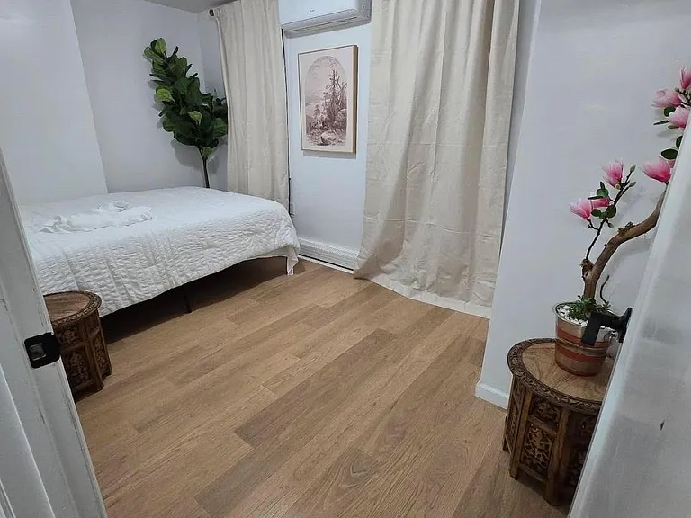 2276 Atlantic Ave — Photo 3