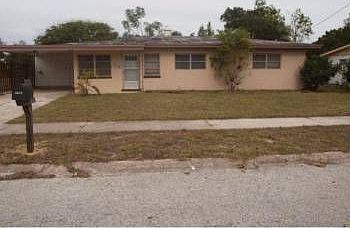 1st image of 2740 Donna Dr