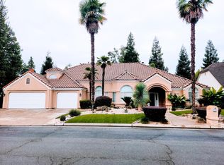 10266 N Quail Run Dr, Fresno, CA